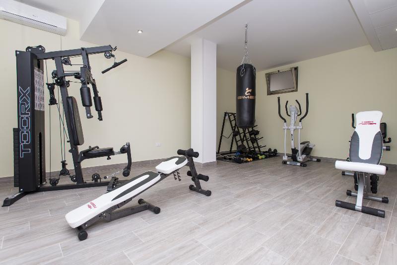 Eden Resort Country Удженто Екстер'єр фото