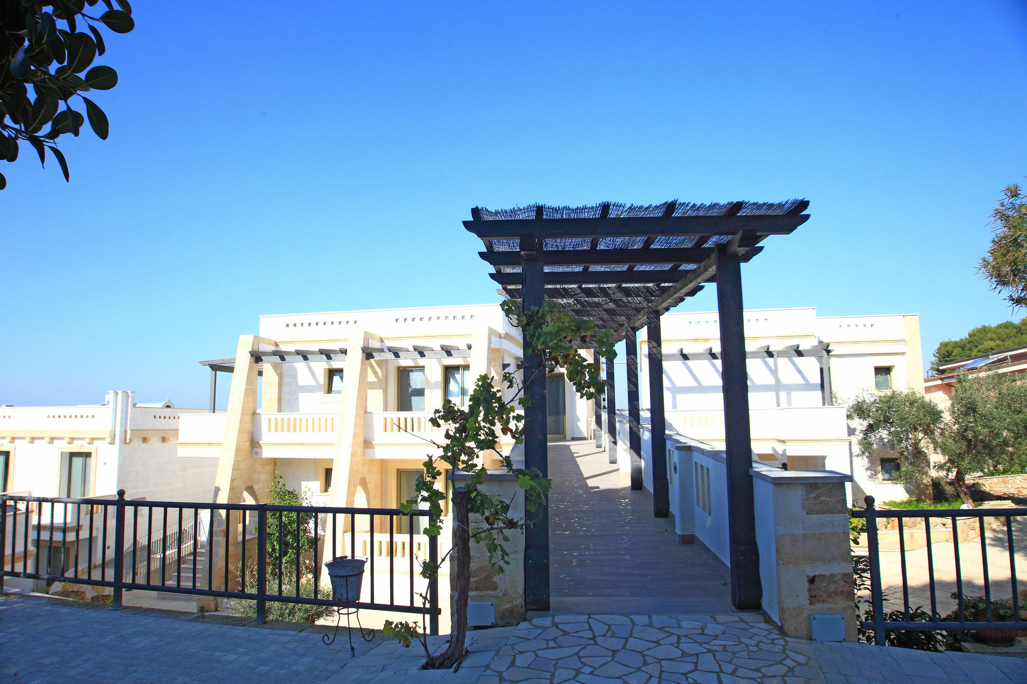 Eden Resort Country Удженто Екстер'єр фото