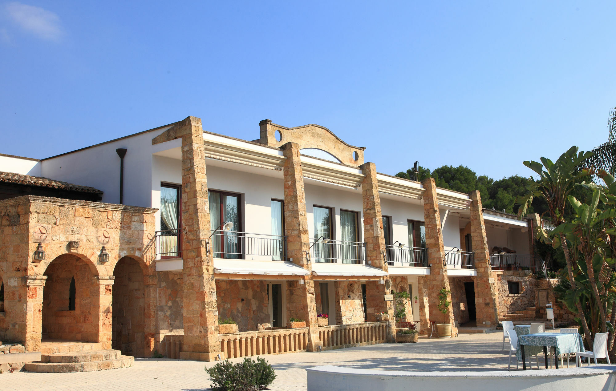 Eden Resort Country Удженто Екстер'єр фото