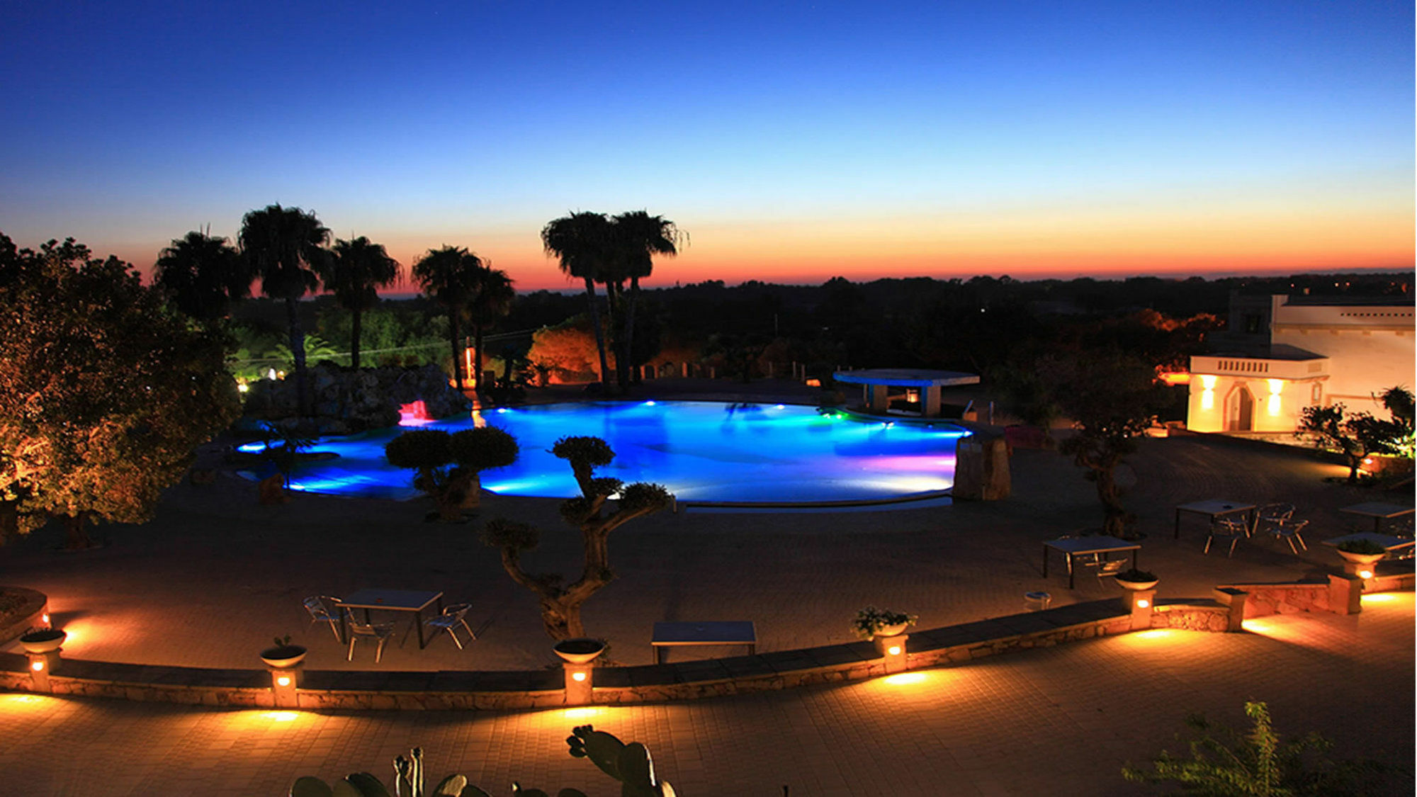 Eden Resort Country Удженто Екстер'єр фото